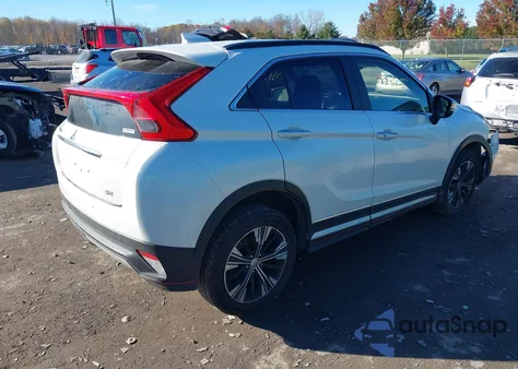 2020 Mitsubishi Eclipse Cross Se 1.5T Awc/Sel 1.5T Awc from USA, damaged, VIN JA4AT5AA8LZ005831